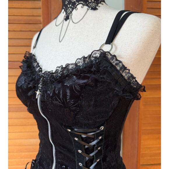 Gothic Lolita Victorian Vkei Vampire Black Rose Velvet Lace-up Cami Top - Picture 5 of 8